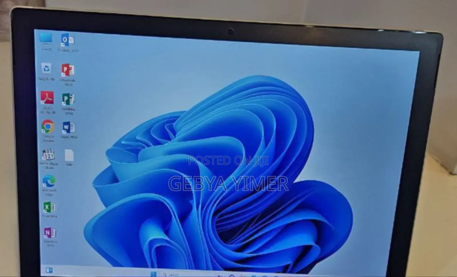 New Laptop Microsoft Surface 16GB Intel Core I7 SSD 512GB