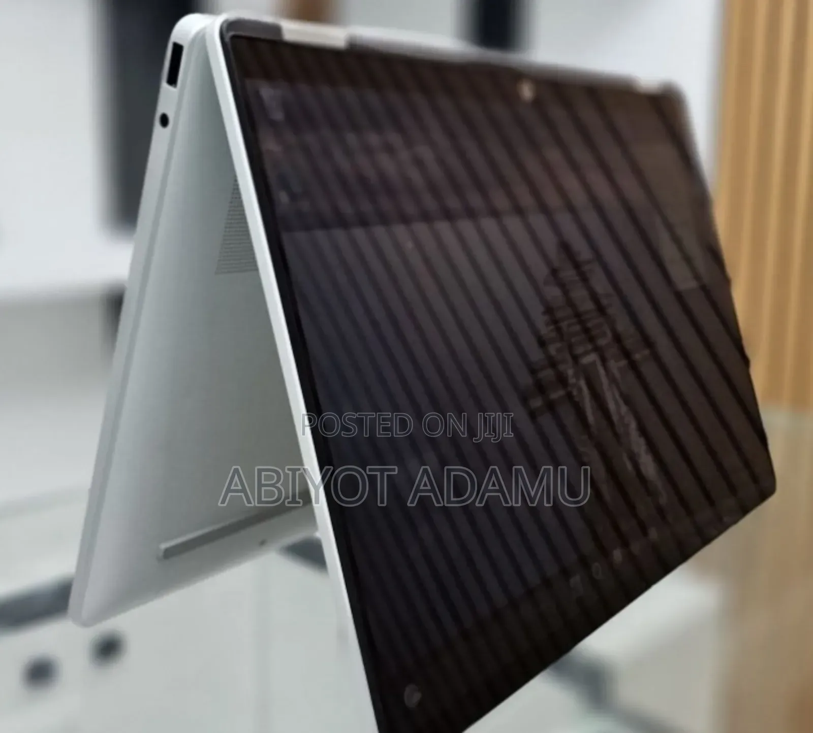 New Laptop HP OmniBook 5 14" 16GB Intel Core I7 SSD 512GB