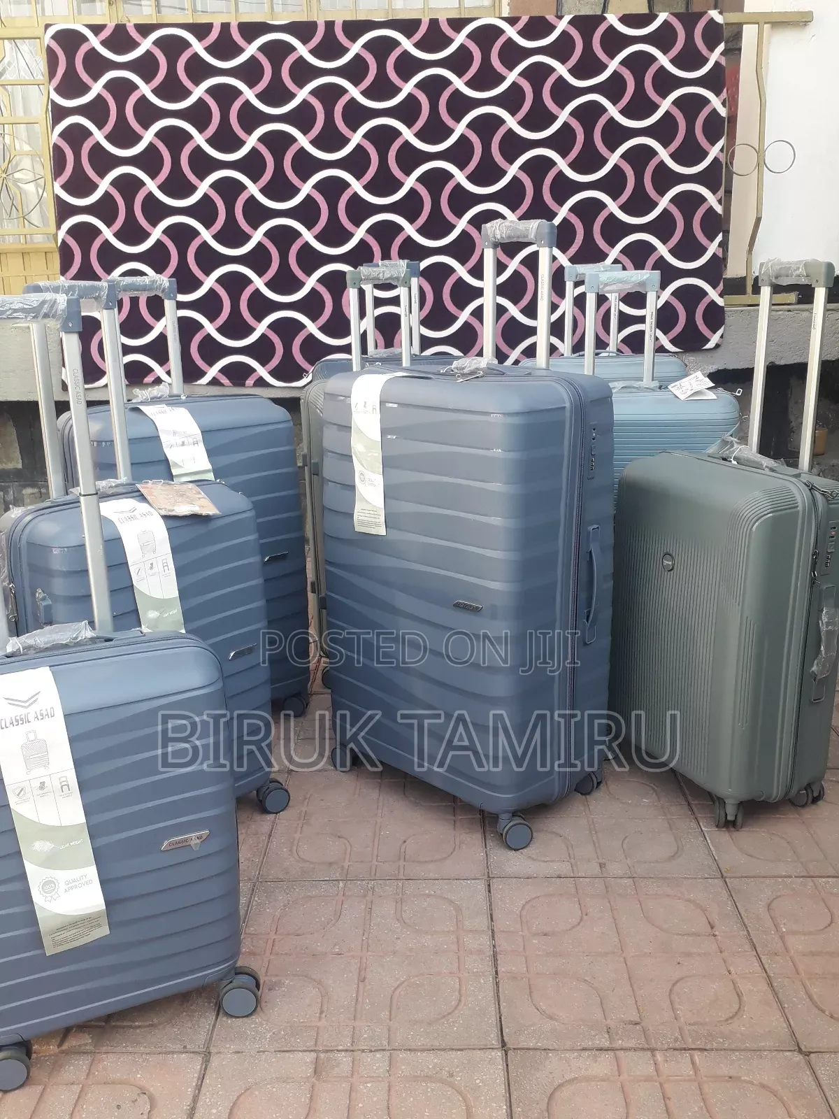 Big Size 40 Kg Unbreakable Luggage Free Delivery