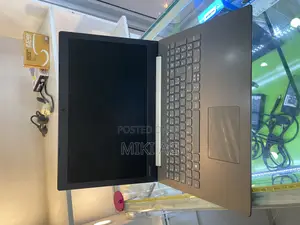 Photo - Lenovo Laptop