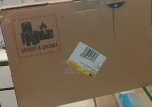 New Laptop Lenovo Yoga Book 9i 16GB Intel Core Ultra 7 SSD 1T