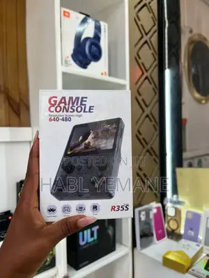 Photo - Retro Handheld Game Console R35s — New/Boxed
