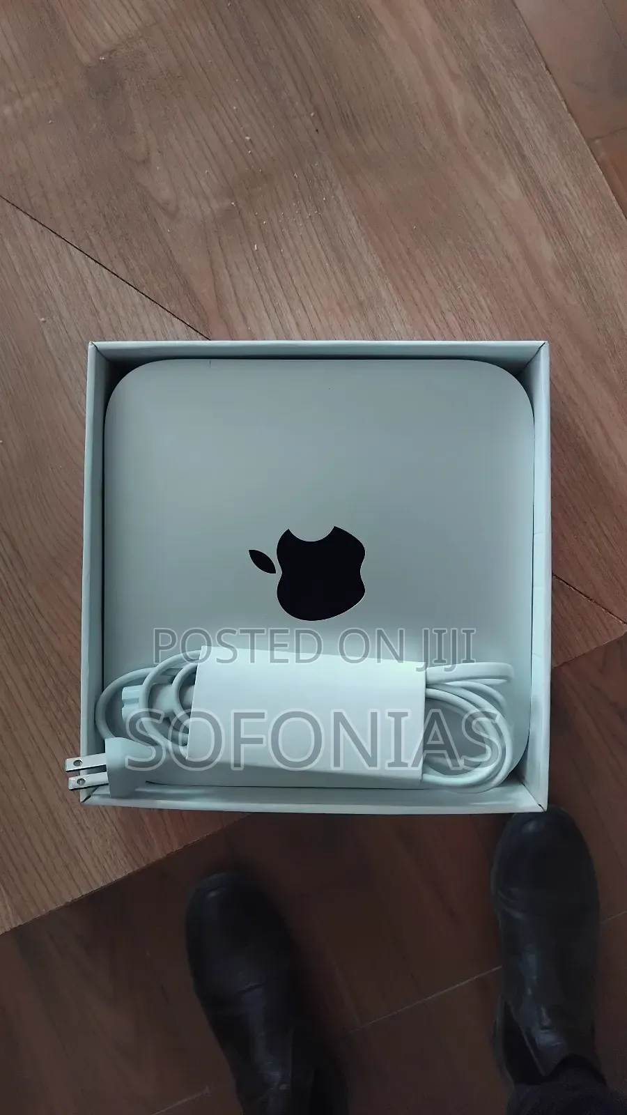 New Laptop Apple MacBook 4GB Intel Core i7 SSD 1T