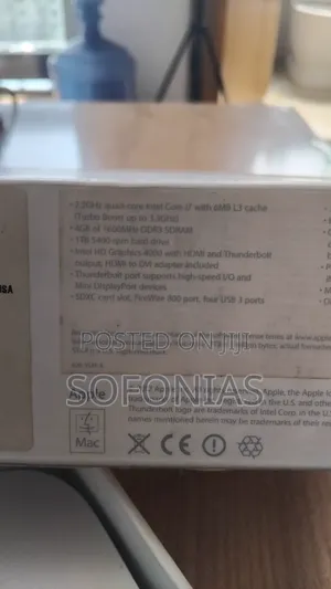 New Laptop Apple MacBook 4GB Intel Core i7 SSD 1T