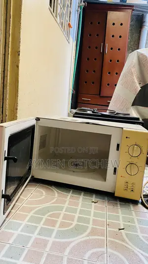 Microwave Almost New