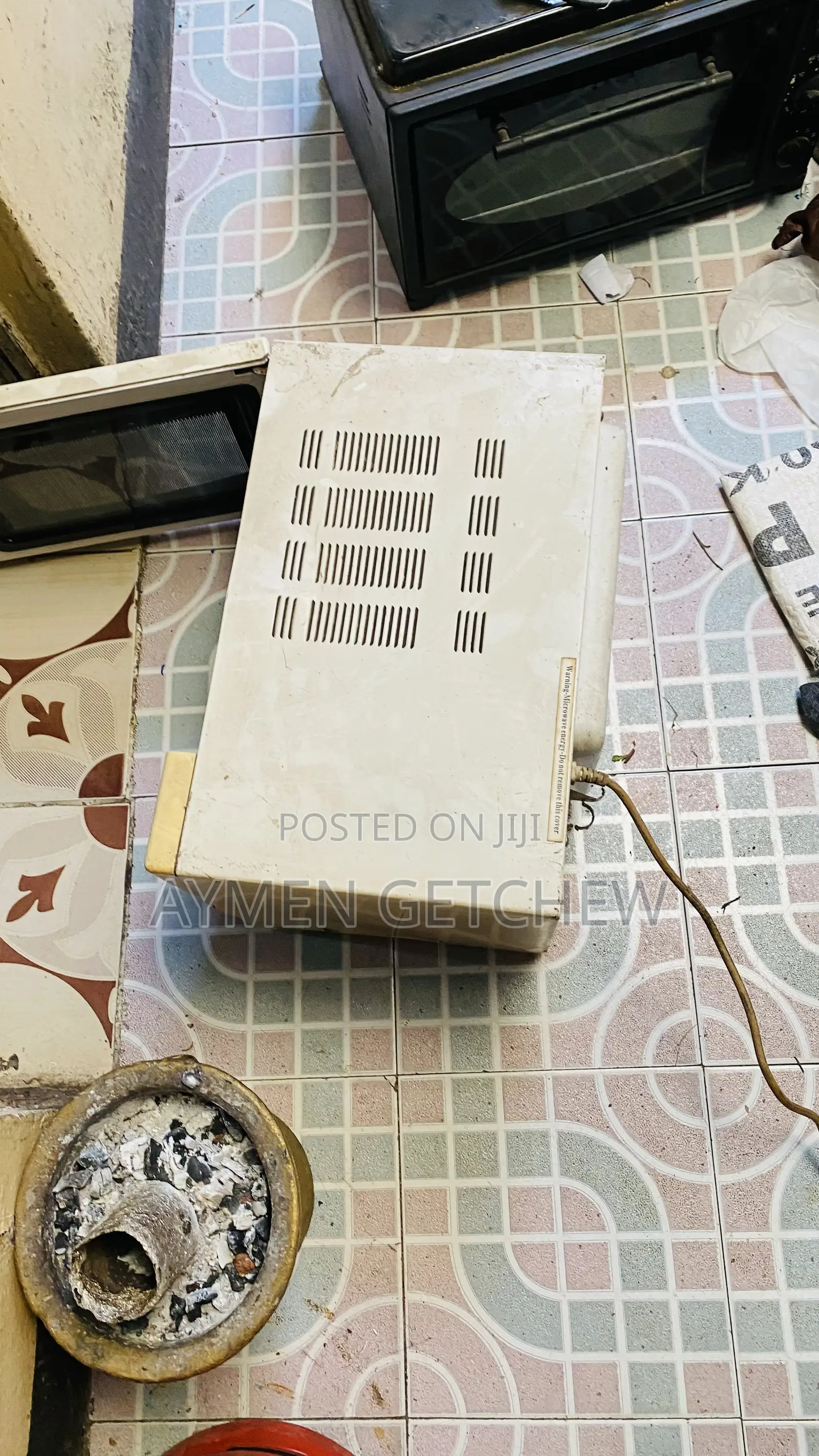 Microwave Almost New