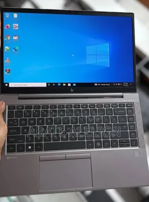 New Laptop HP ZBook Firefly 14 G7 16GB Intel Core I5 SSD 512GB