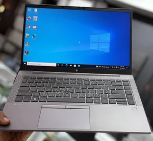 New Laptop HP ZBook Firefly 14 G7 16GB Intel Core I5 SSD 512GB