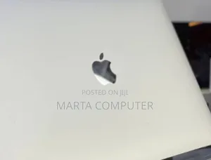 New Laptop Apple MacBook Pro M1 8GB Intel Core I7 SSD 512GB