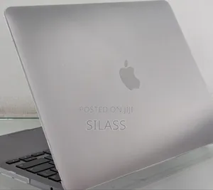 Photo - New Laptop Apple MacBook Pro 2022 M2 8GB Apple M2 SSD 256GB