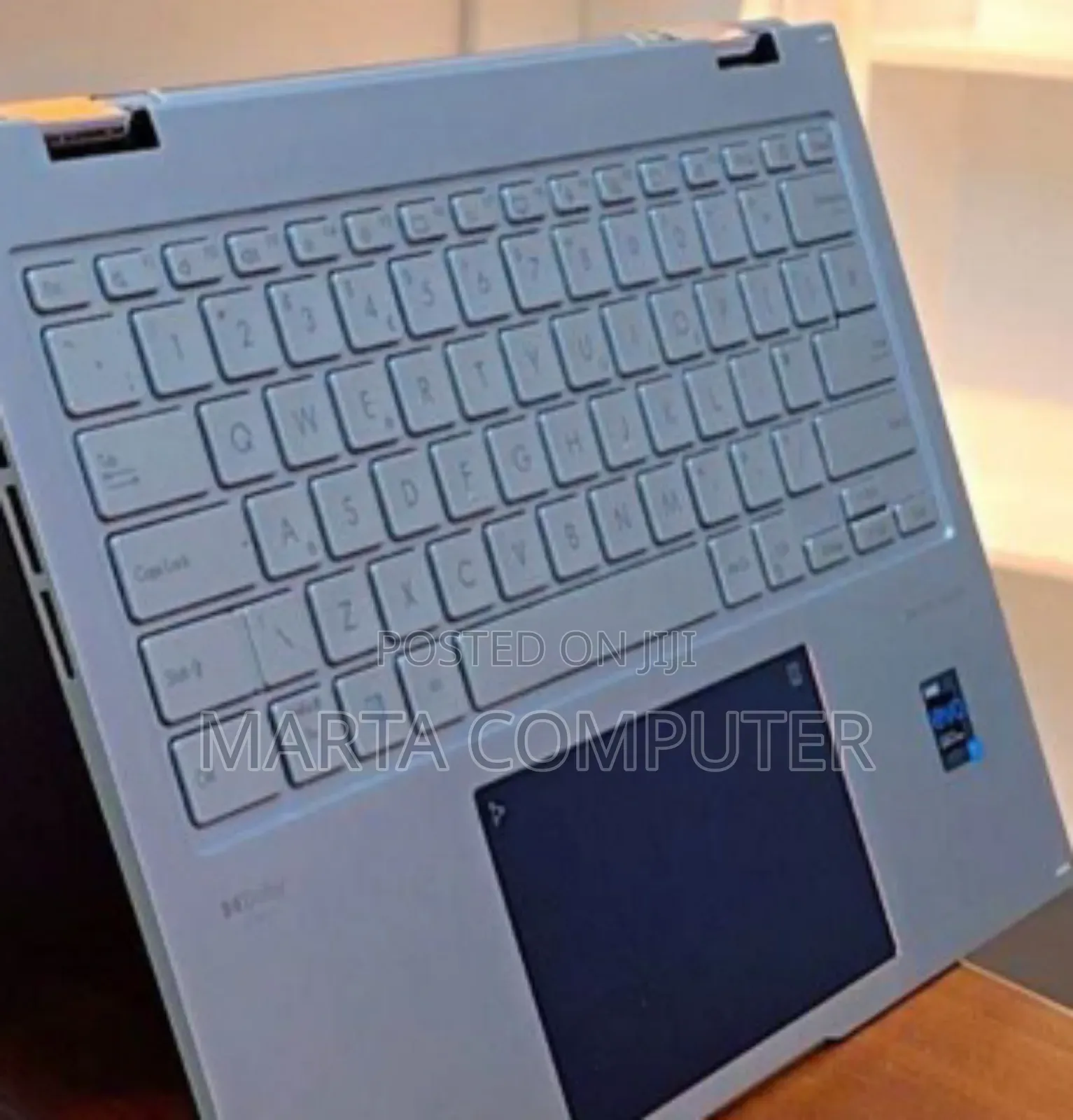 New Laptop Asus Zenbook Flip 13 UX363 16GB Intel Core I7 SSD 512GB