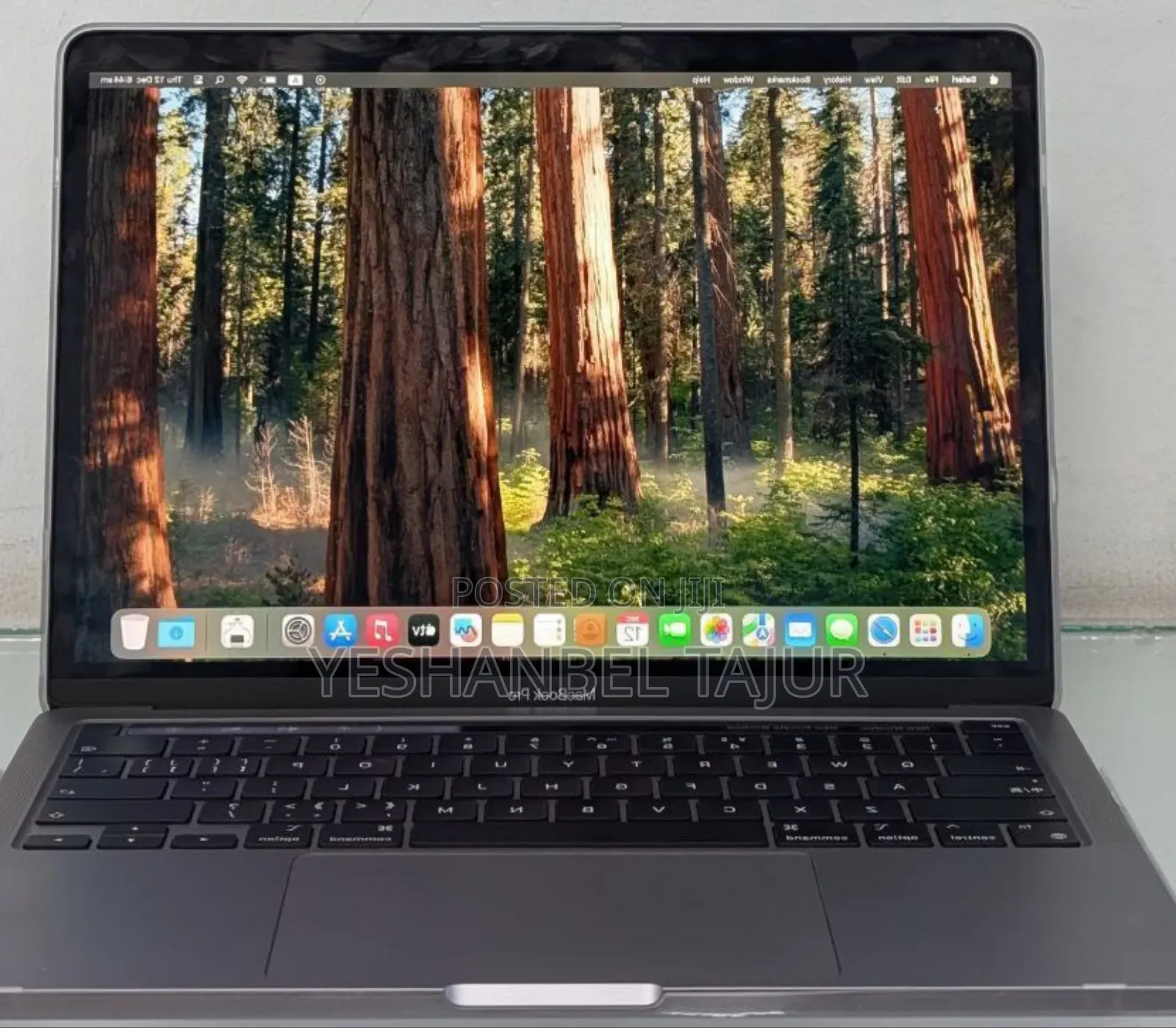 New Laptop Apple MacBook Pro 2022 M2 8GB Apple M2 SSD 256GB