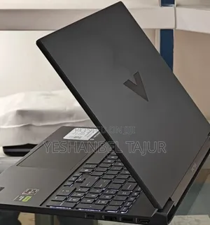 New Laptop HP Victus 15 16GB AMD Ryzen 7 SSD 512GB