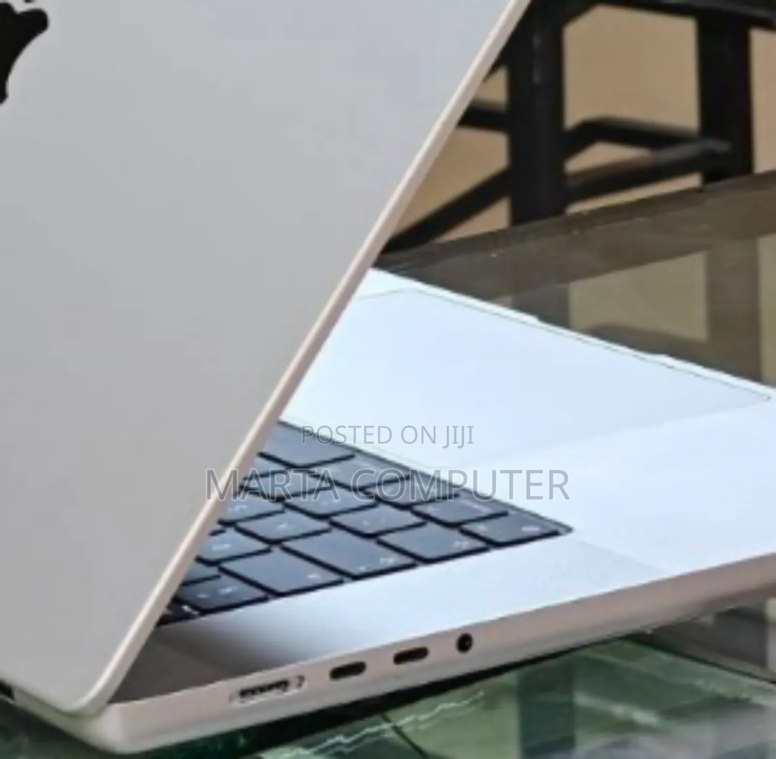 New Laptop Apple MacBook Pro M1 16GB Intel Core I9 SSD 1T