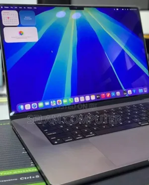 Photo - New Laptop Apple MacBook Pro M1 32GB Apple M1 SSD 512GB