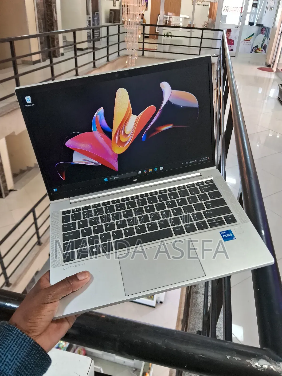 New Laptop HP EliteBook 830 G8 16GB Intel Core I7 SSD 512GB