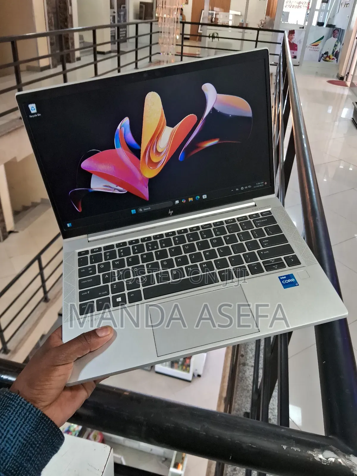 New Laptop HP EliteBook 830 G8 16GB Intel Core I7 SSD 512GB