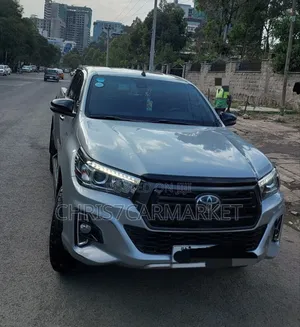 Photo - Toyota Hilux Revo Double Cab Deisel 2.4 RWD 2020 Silver