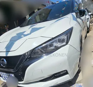 Nissan Leaf 2025 White