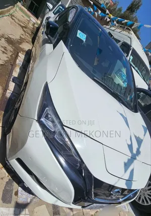 Nissan Leaf 2025 White