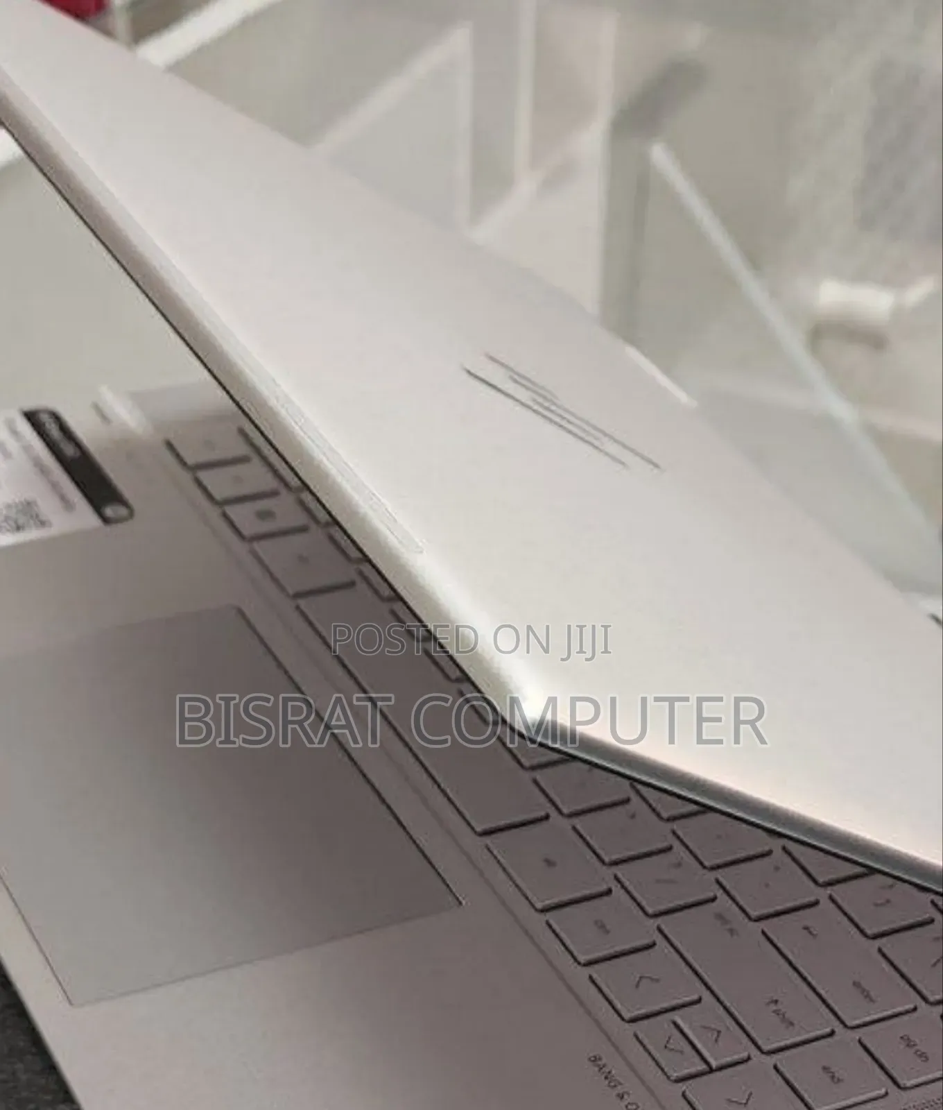 New Laptop HP Envy X360 8GB Intel Core i5 SSD 512GB