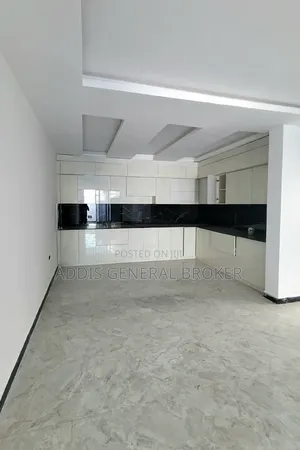 8bdrm House in Bulbula, Bole for sale