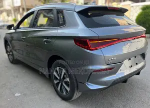 BYD E2 43 kWh 94 hp FWD 2025 Gray