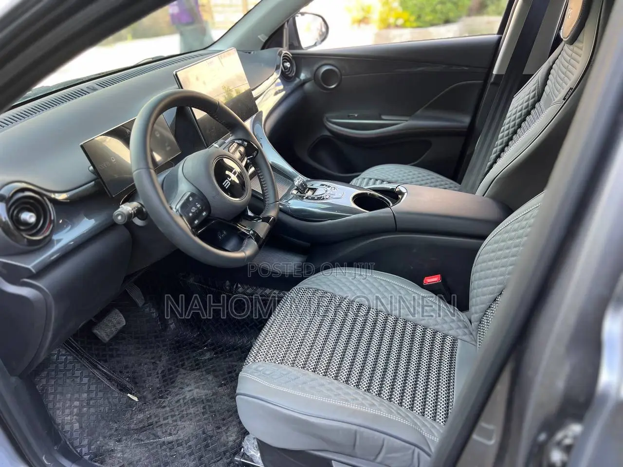 BYD E2 43 kWh 94 hp FWD 2025 Gray