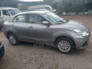 Photo - Suzuki Dzire 2022 Gray