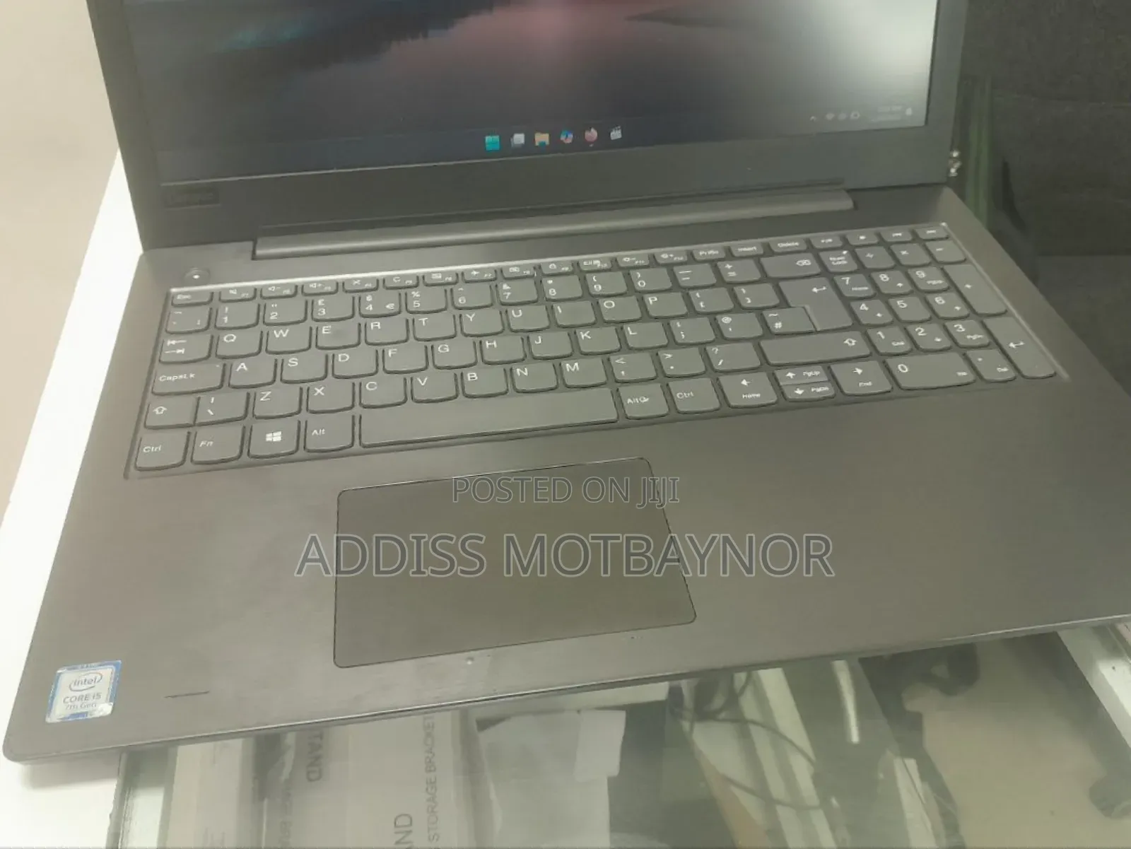 New Laptop Lenovo V310 12GB Intel Core I5 SSD 256GB