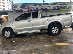 Toyota Hilux 2008 Silver