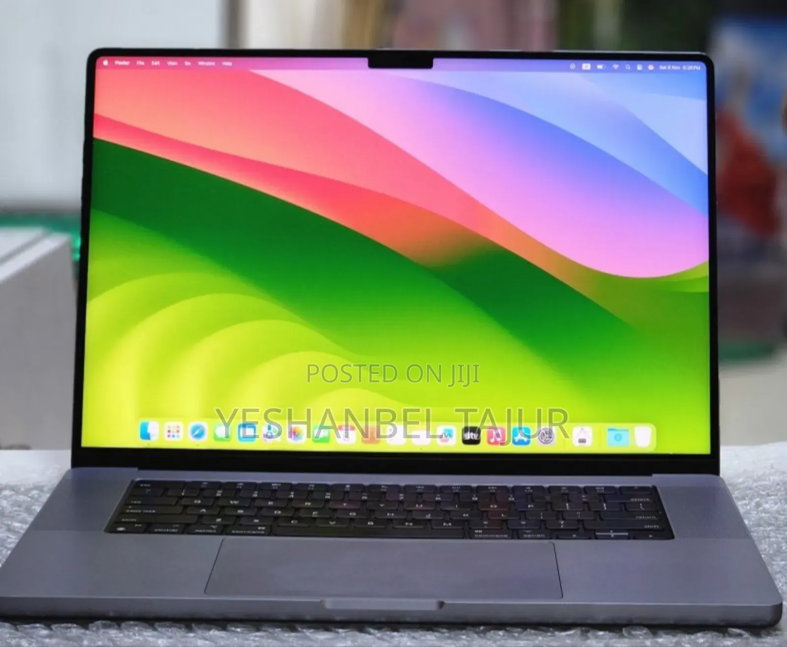 New Laptop Apple MacBook Pro M1 32GB Apple M1 Pro SSD 512GB