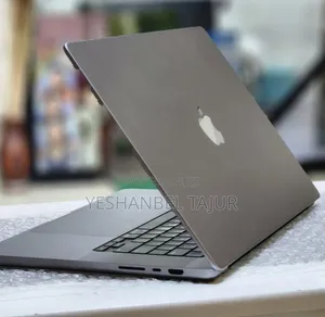 New Laptop Apple MacBook Pro M1 32GB Apple M1 Pro SSD 512GB