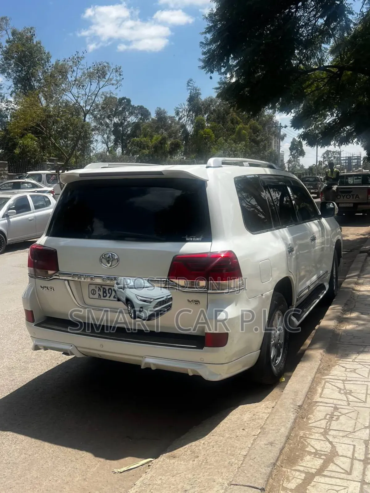 Toyota Land Cruiser 2008 White