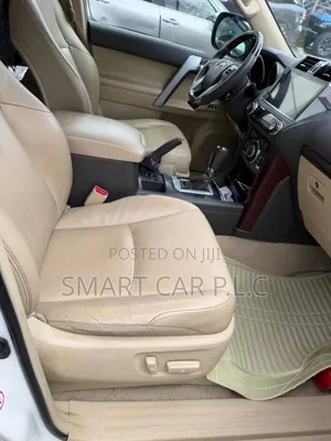 Toyota Land Cruiser 2008 White