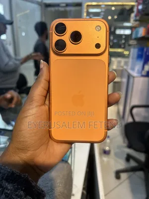 Photo - New Apple iPhone 17 Pro 256 GB