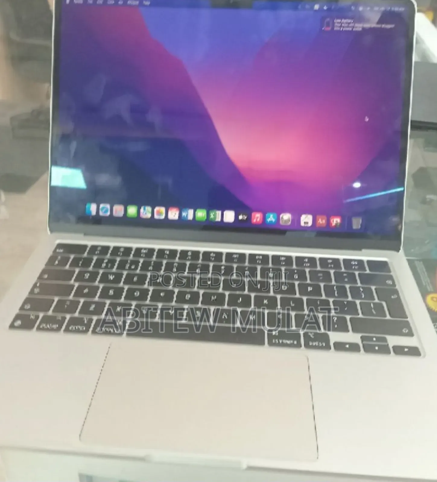 New Laptop Apple MacBook Air 2022 M2 8GB Apple M2 SSD 512GB