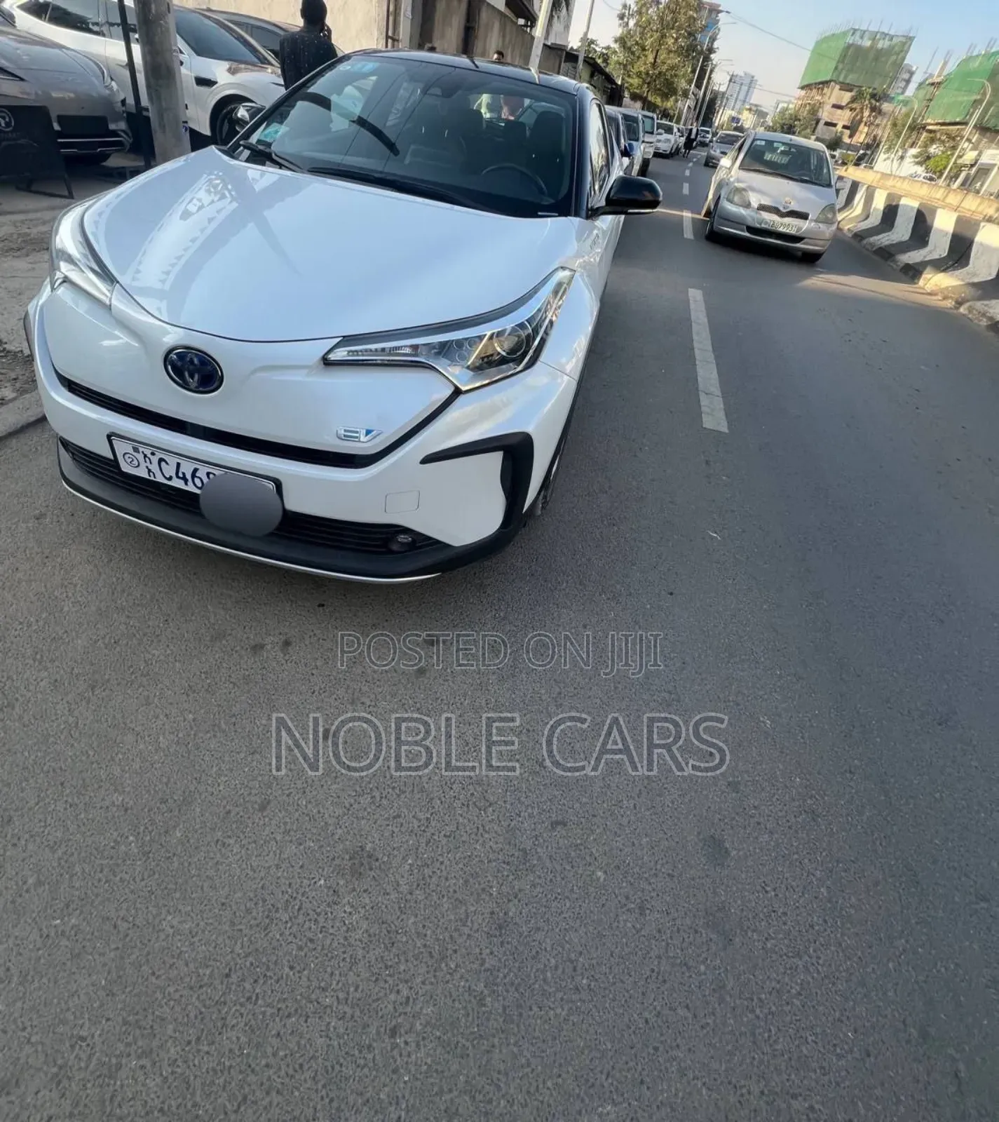 Toyota C-HR 2023 Ivory