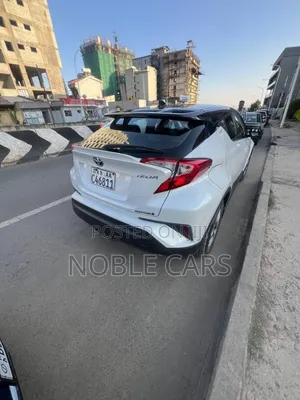 Toyota C-HR 2023 Ivory