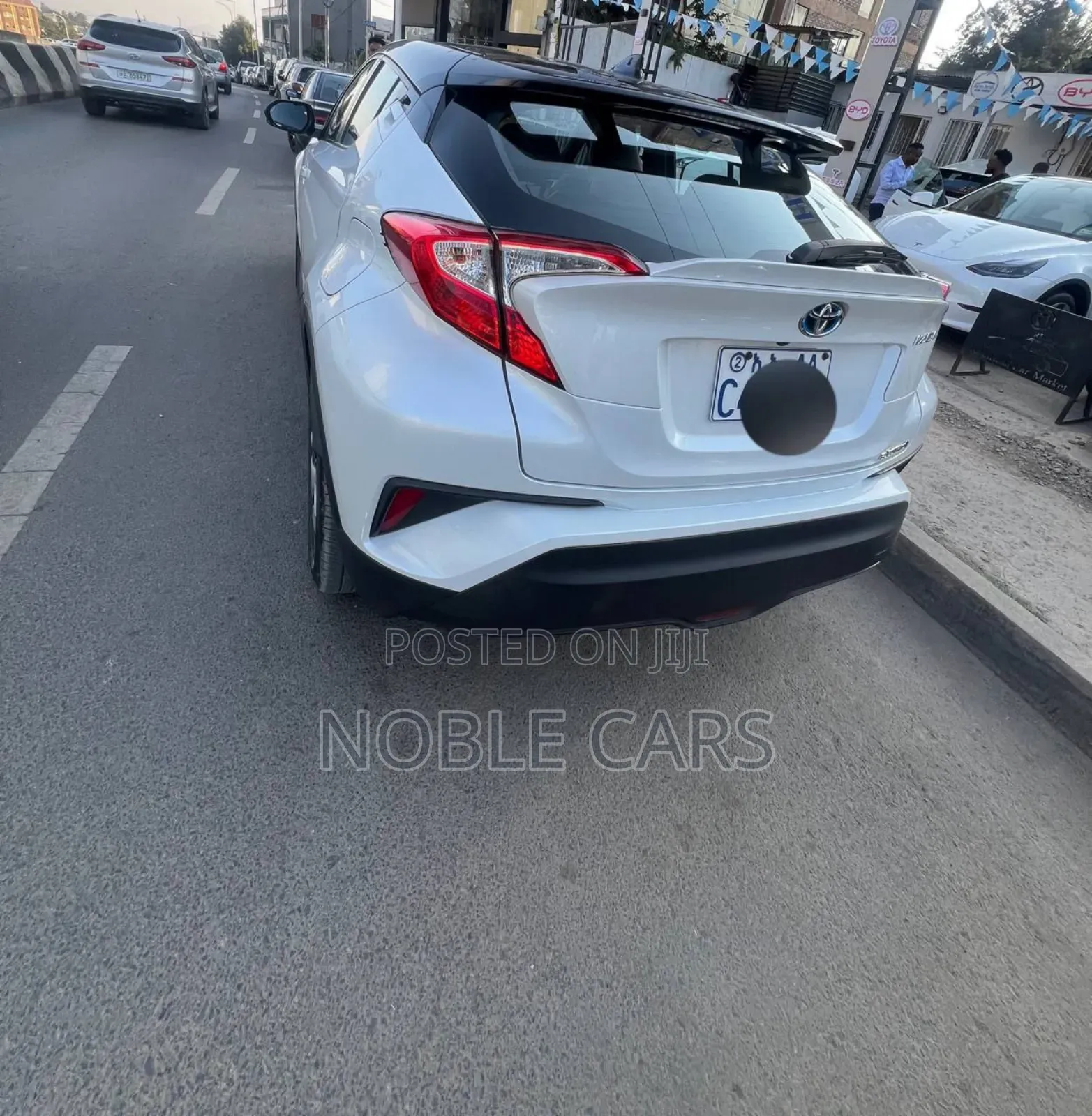 Toyota C-HR 2023 Ivory