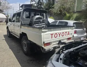 Toyota Land Cruiser 2020 White