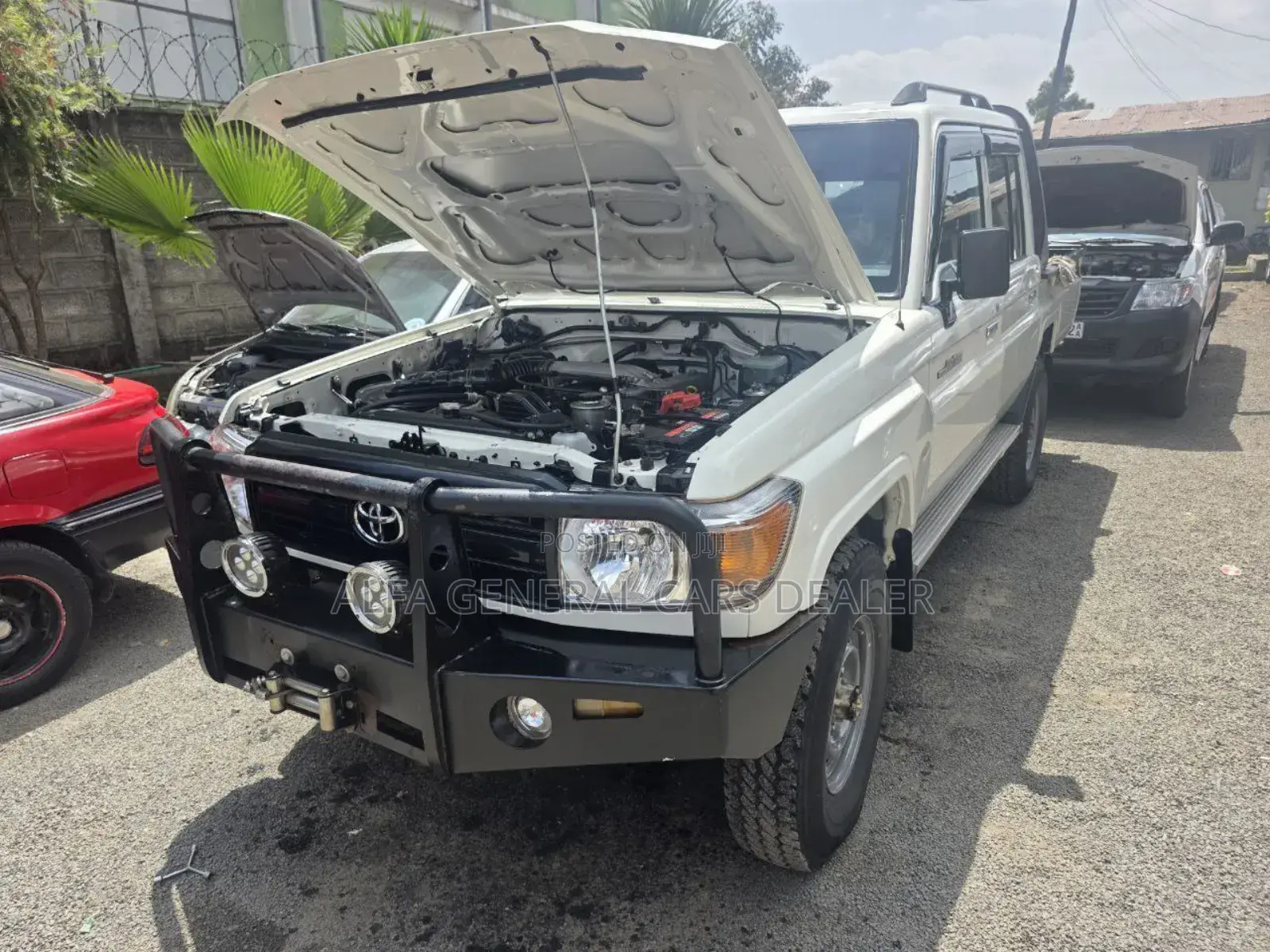 Toyota Land Cruiser 2020 White