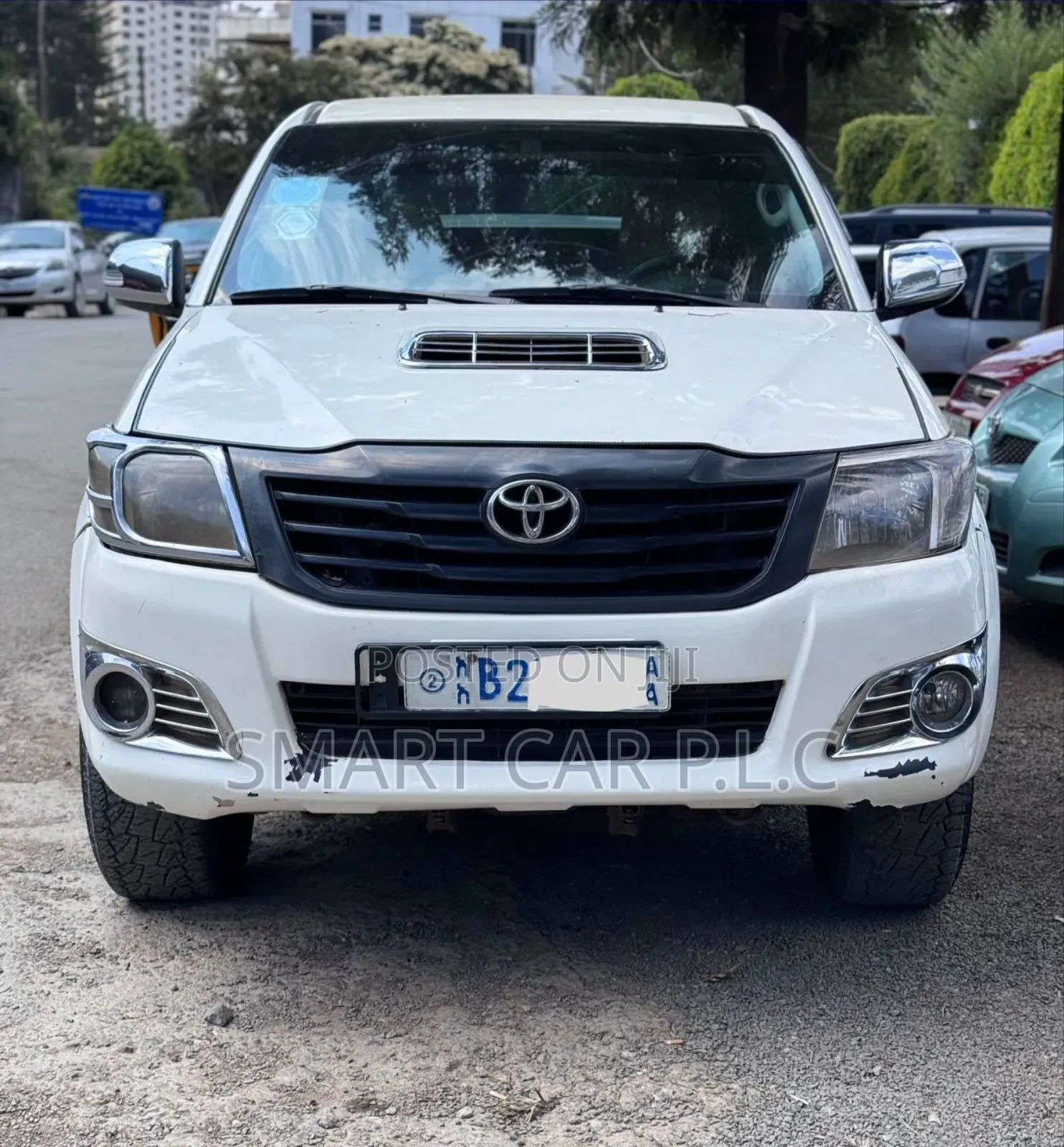 Toyota Hilux 2013 White