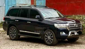Photo - Toyota Land Cruiser 2017 Black