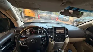 Toyota Land Cruiser 2017 Black