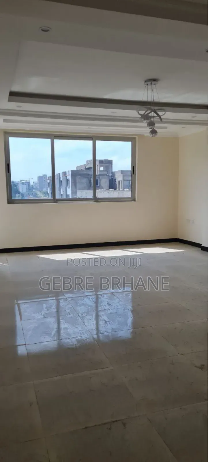 3bdrm Apartment in Apartment, Yeka for rent