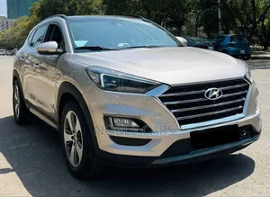 Hyundai Tucson 2019 Gold