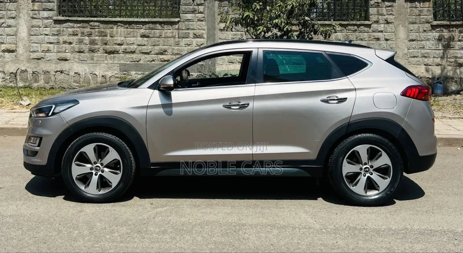 Hyundai Tucson 2019 Gold