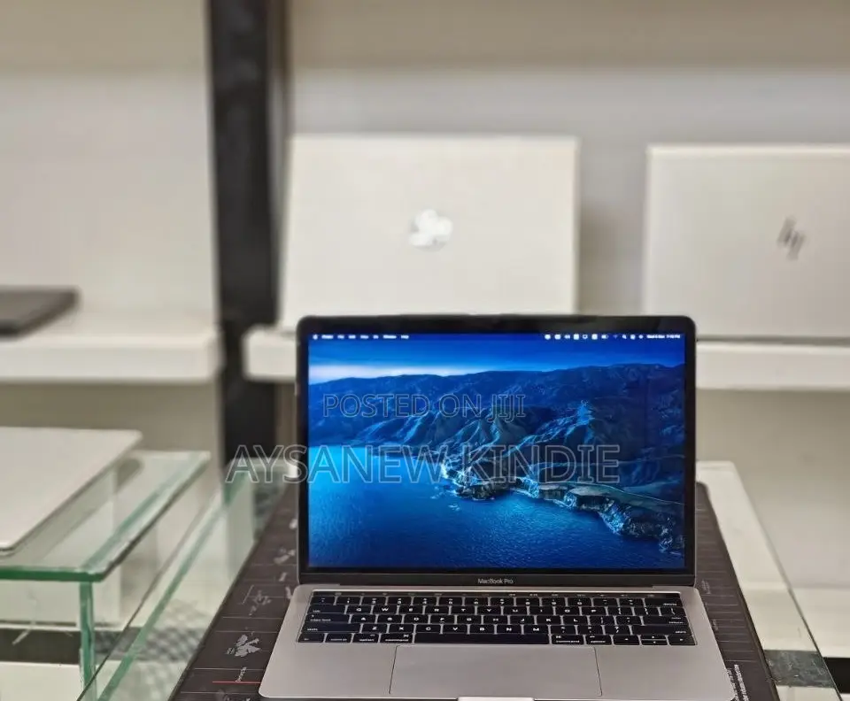 New Laptop Apple MacBook Pro 2016 16GB Intel Core I7 SSD 512GB