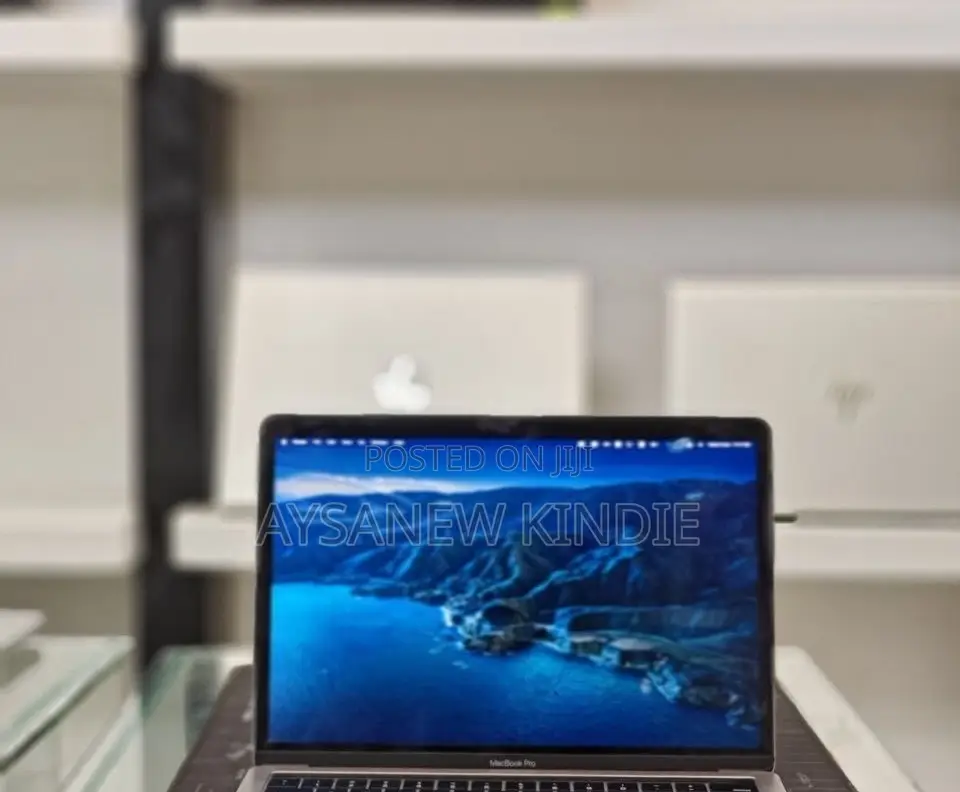 New Laptop Apple MacBook Pro 2016 16GB Intel Core I7 SSD 512GB